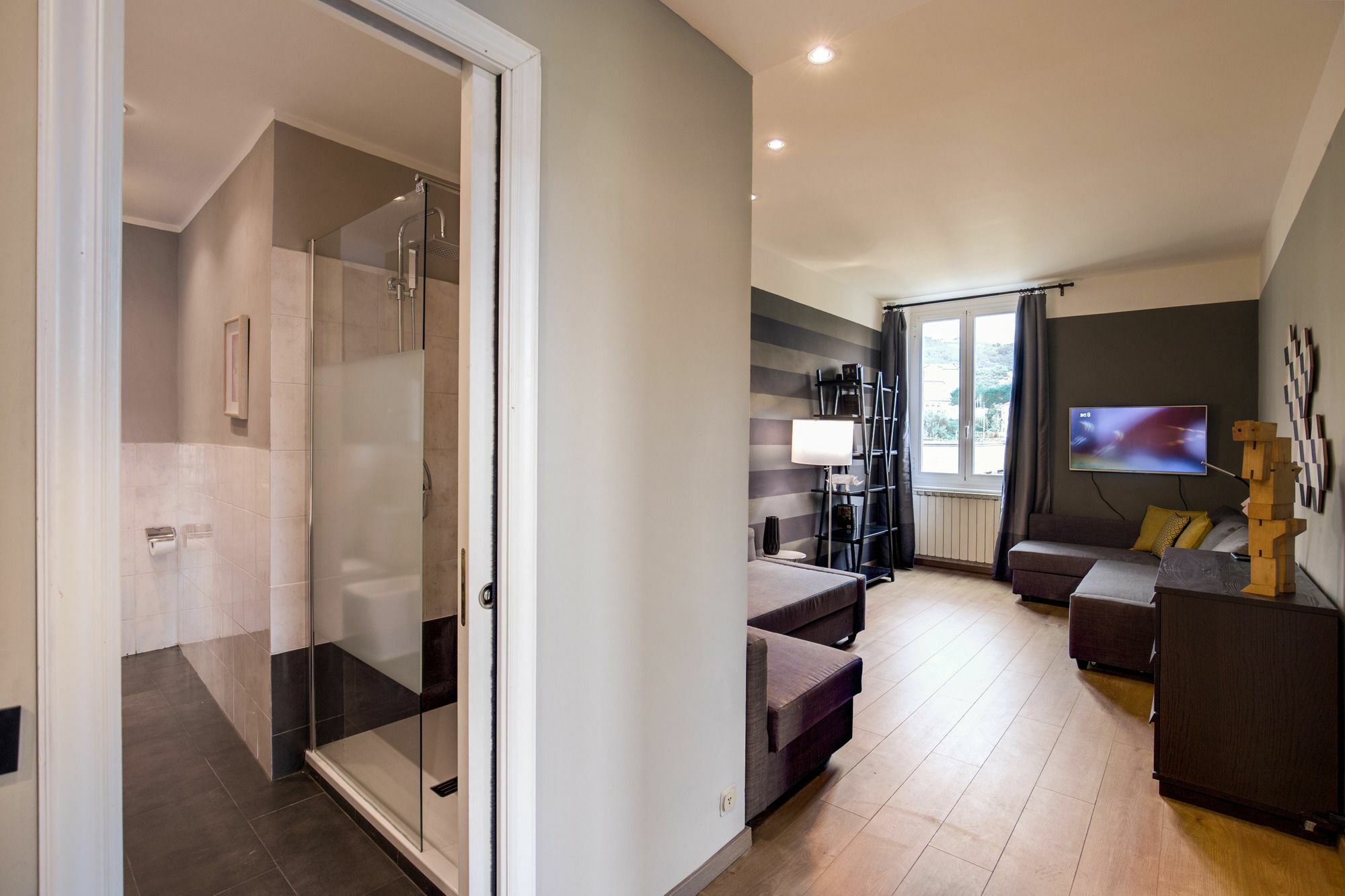 Downtown Srl - Cinque Terre Stylish Apartment La Spezia Exterior photo